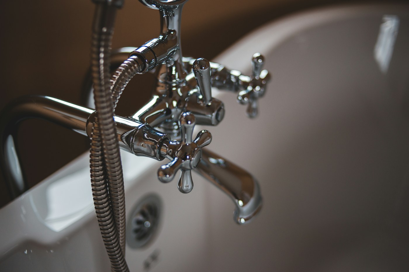 Plumbing tools and pipework in a professional service setting